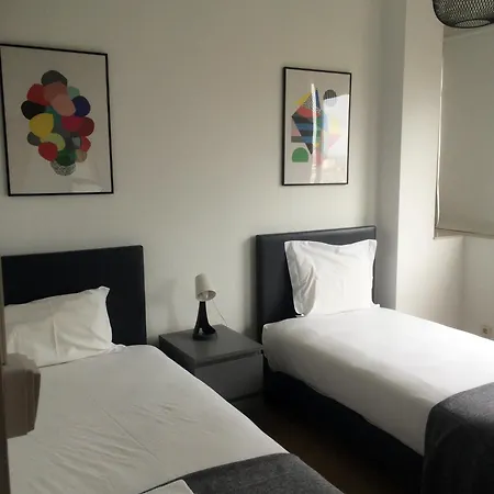 Camoes Lookout Порту