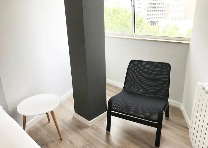 Daire Camoes Lookout *