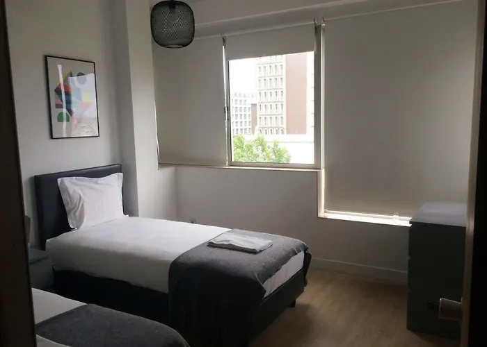 Camoes Lookout דירה